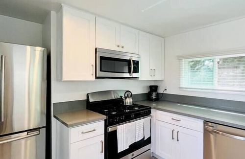 South Redondo Casa | 1BR Redondo Home by Just Bring Your Toothbrush