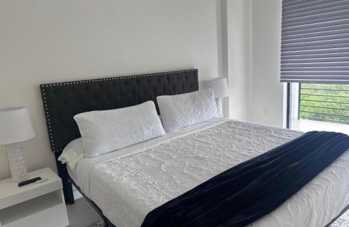 Doral Apartamento | 1BR Resort Apt Downtown Doral Miami Short Term Offer