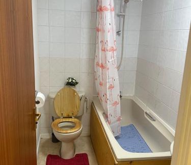 Peterborough Apartamento | 1BR-Sleeps2-Parking-QuietStay-CityCentre