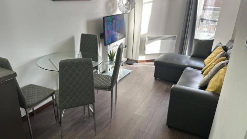 Bloxwich Apartamento | 1BR-Sleeps4-Parking-ClosetoCentre