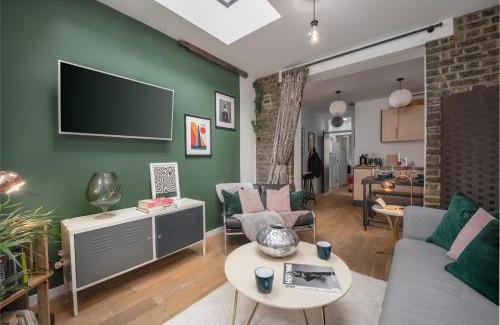 Spitalfields Apartamento | 1BR Stylish Flat by HostaraHomes, Near Liverpool Street, Prime London Location, Sleeps up to 4