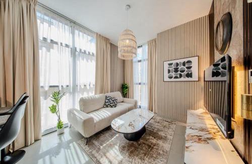 Sharjah Apartamento | 1BR The Golden Souq by Blue Cloud Holidays