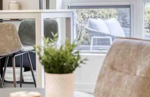 Eau Claire Condominio | 1BR Walkout Condo in Eau Claire with UG Parking