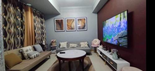 Bacolod Apartamento | 1BR with extra room at One Regis- Megaworld