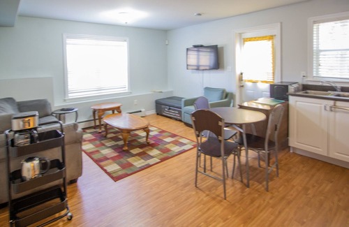 Fall River Casa | 1BRM 1 BA Suite With Private Entrance and Kitchenette