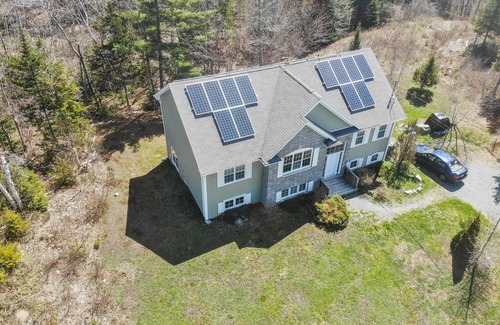 Fall River Casa | 1BRM 1 BA Suite With Private Entrance and Kitchenette