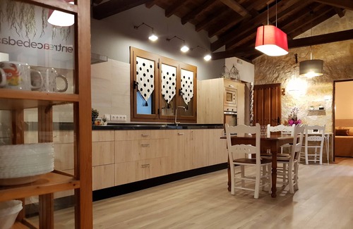 Segovia Cabaña | A 1h de Madrid wifi, bbc baño PRIVADO en DORMITORIOS Casa rural Entre Acebedas