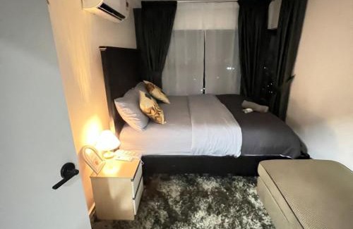 Taman Midah Apartamento | 1KLCC View Big TV&sofa KAROKE 3 Bed Room 4 Bed kids play area 9 pax