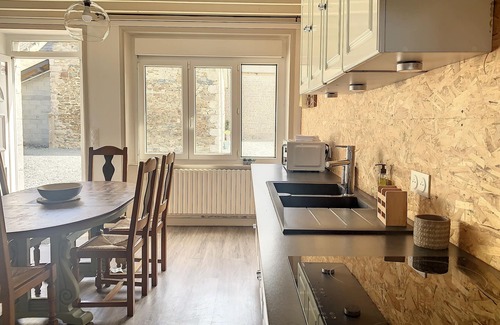 Lingreville Casa | 1km Plages, Maison Avec Cour, Hameau Calme
