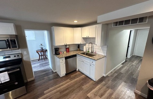 St. Charles Historic District Casa | 1st Capitol Mansion - Suite 101