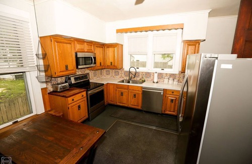 Oneonta Casa | Alquiler de primera clase Munson Manor VII