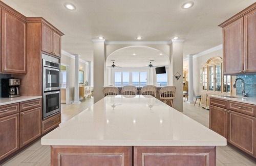 East End Casa | 1st Dibs, Gulf front, private pool