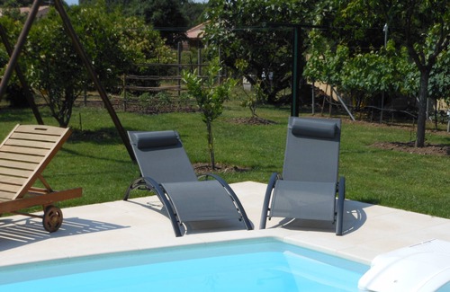 Morta Apartamento | ALQUILER VILLA Y JARDÍN PISCINA PRIVADA 1er piso