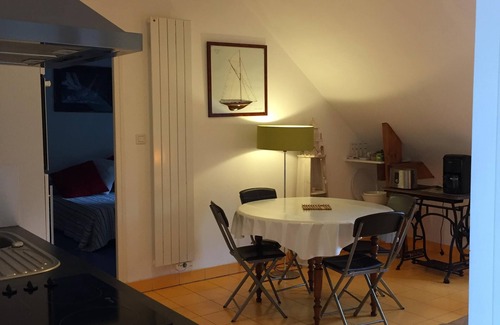 Arradon Apartamento | Clos des Bernaches, 1er piso, 200 m mar, estacionamiento privado, 2 dormitorios, 2 baños, wifi