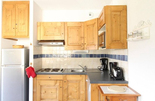 Aussois Apartamento | 10m del centro estación, 1.o piso, balcón, tv, local para esquís, 44m², Aussois
