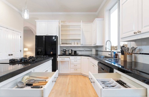 Northwest Portland Casa | The Sylvan Retreat on Bartholomew #42048