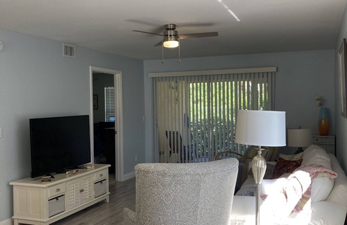 Bonita Springs Condominio | 1st Floor Condo with community pool & 1 dedicated carport space