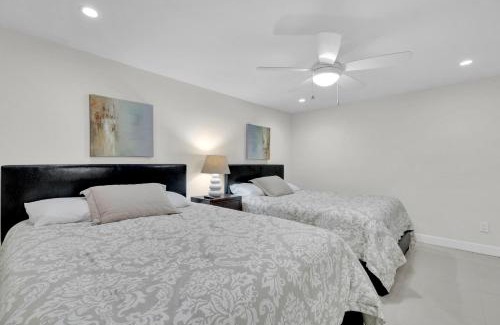 South Padre Island Apartamento | 1st Floor Condo w Beautiful Resort Grounds! Heated Pools Hot Tub Tennis Courts