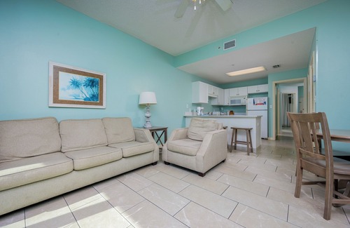 Gulf Shores Condominio | ¡1er piso! Suite de hotel en la playa! Phoenix HOTEL! ¡Cocina llena!