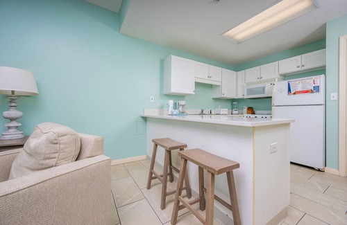 Gulf Shores Condominio | ¡1er piso! Suite de hotel en la playa! Phoenix HOTEL! ¡Cocina llena!
