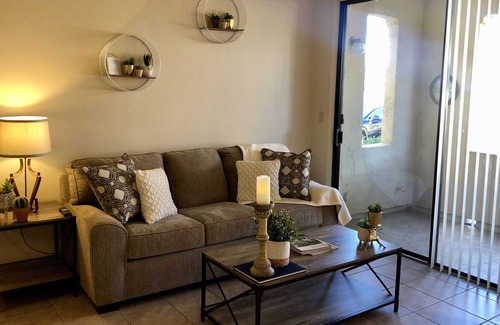 Scottsdale Ranch Condominio | Primer piso condominio pintoresco y acogedor en Scottsdale AZ!