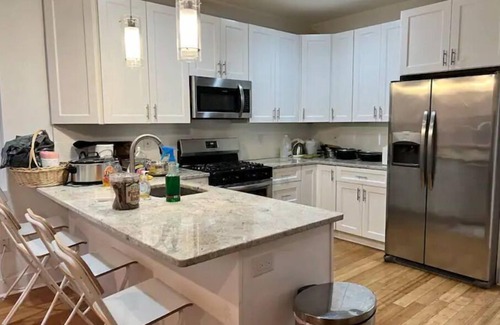 West Philadelphia Apartamento | 1st floor studio with backyard