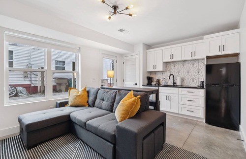 Metrocenter - North Rhodes Park Casa | 1st Flr Nashville Retreat | Top Spots & Downtown!