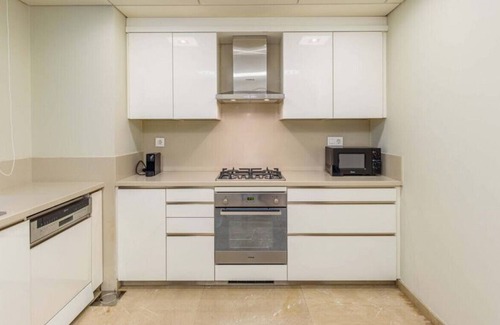 Beirut Central District Apartamento | 1st Lvl Solidere 1-BR · Tune 1-Bedroom Apartment At Kantari Beirut