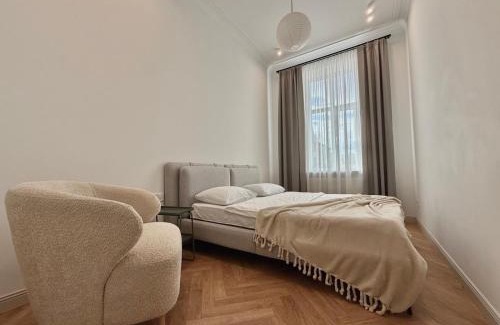 Lviv City Center Apartamento | 2к квартира вул Куліша Форум
