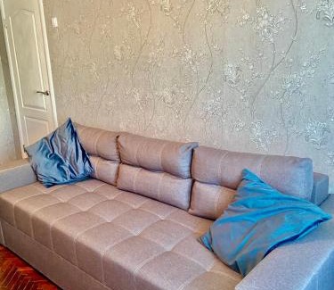 Desnyans'kyi District Apartamento | 2-К институт сердця возле Метро Чернігівська