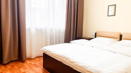 Otegen Batyra Apartamento | 2-к квартира у Цирка, Стадиона и Ботанического сада "Stay Abai"