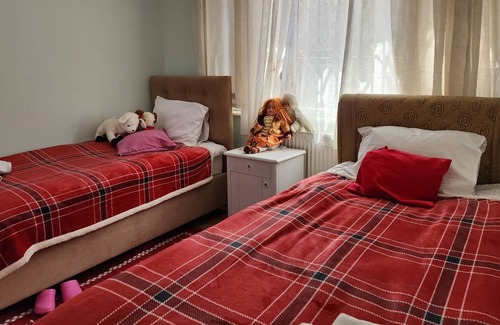 Beykoz District Apartamento | 2+1 Flat in the Garden at the Bosphorus