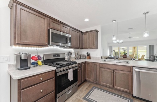 Wildwood Casa | 2/2 in The Village of Richmond