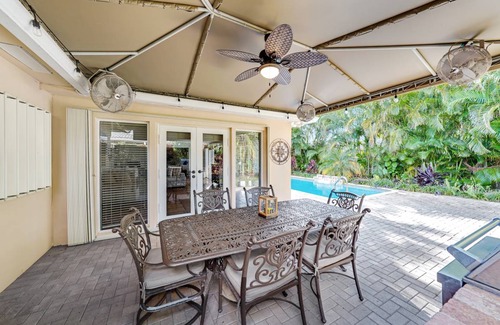 The Cove Casa | 2/2 salt water pool home with king beds