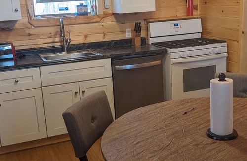 South Rutland Casa | #2 - 3 bedroom upper unit near Salmon River, and Tug Hill ATV/snowmobile trails.