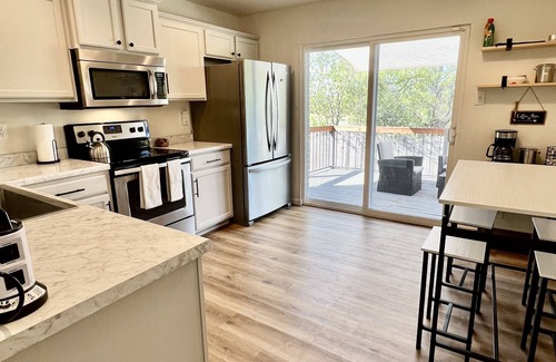 Southside Casa | 2.5 miles to Lackland BMT/12 miles to Sea World/Riverwalk
