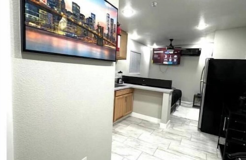 Sunrise Manor Apartamento | 2. 6.9Mi To E.D.C 11Mi To strip 7.1Mi To Fremont