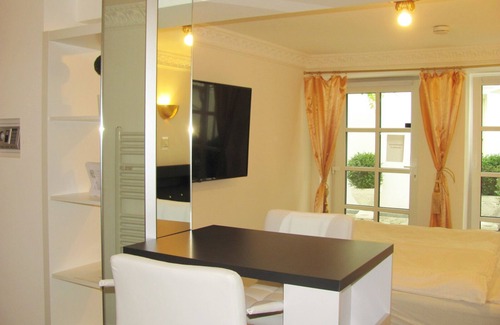 Memmingen Casa | Habitacion Doble-Confortable-Baño Privado-Vista al patio-2