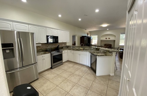 North Port Chalet De Esquí | 2+ Acres Lot 3BR/2BA 2200 Sq.ft - Salt Heated Pool