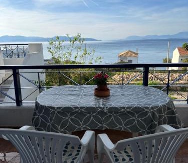Milos Apartamento | 2 Ambelia paradise