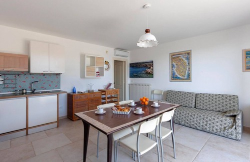 Sanarica Villa | Espléndido apartamento de un dormitorio en una villa con piscina - 10 camas disponibles