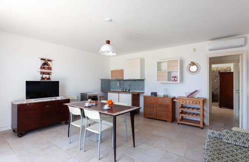 Sanarica Villa | Espléndido apartamento de un dormitorio en una villa con piscina - 10 camas disponibles