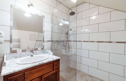Bucheres Apartamento | 2 Apartments + large garden + parking