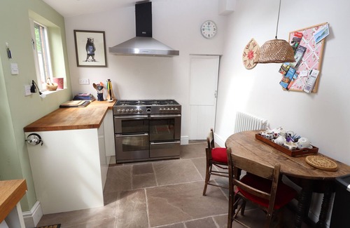 Chester Cabaña | 2 Ashby Place