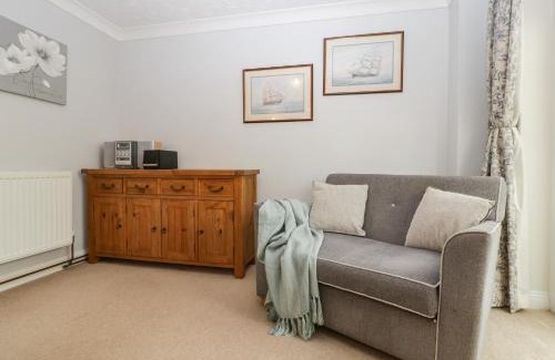 Dorchester Casa | 2 Bathsheba Terrace