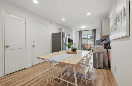Vickery Meadow Apartamento | 2-BD/2-BA Apartment w Pool & Patio (30+ days)