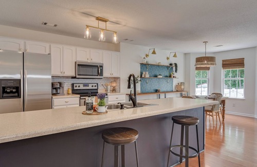 Evans Cabaña | 2 bd/2 bath Adorable Cottage in Evans, GA!
