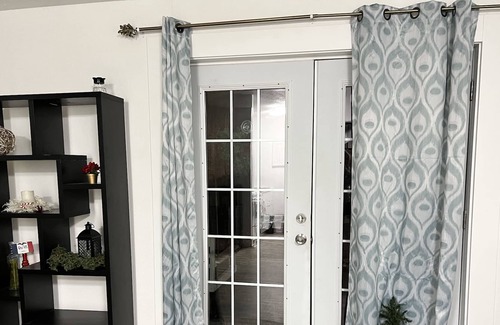Des Moines Apartamento | 2 bd, 2 full bath apt, close to airport & downtown!