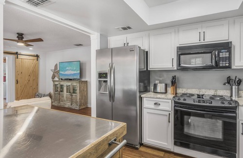 Miramar Beach Cabaña | 2 Bd Cottage, Lake Views at Sandestin, Golf Cart