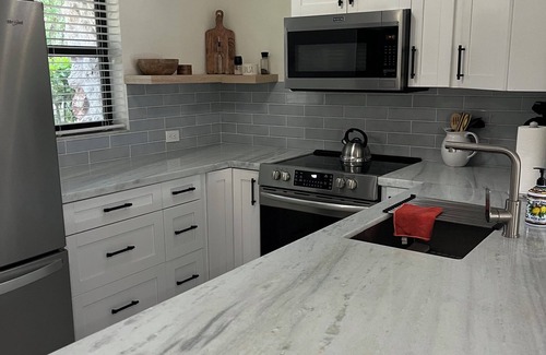 Wynken Blynken and Nod Casa | 2-BD RM in Buttonwood Bay Key Largo, waterfront, modern comfort; coastal retreat